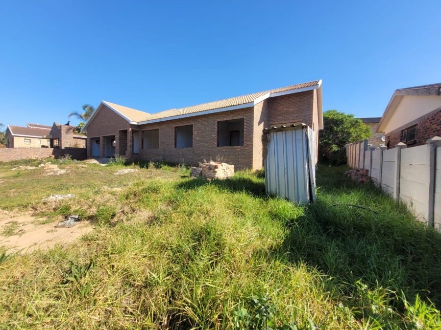 3 Bedroom Property for Sale in Wavecrest Eastern Cape